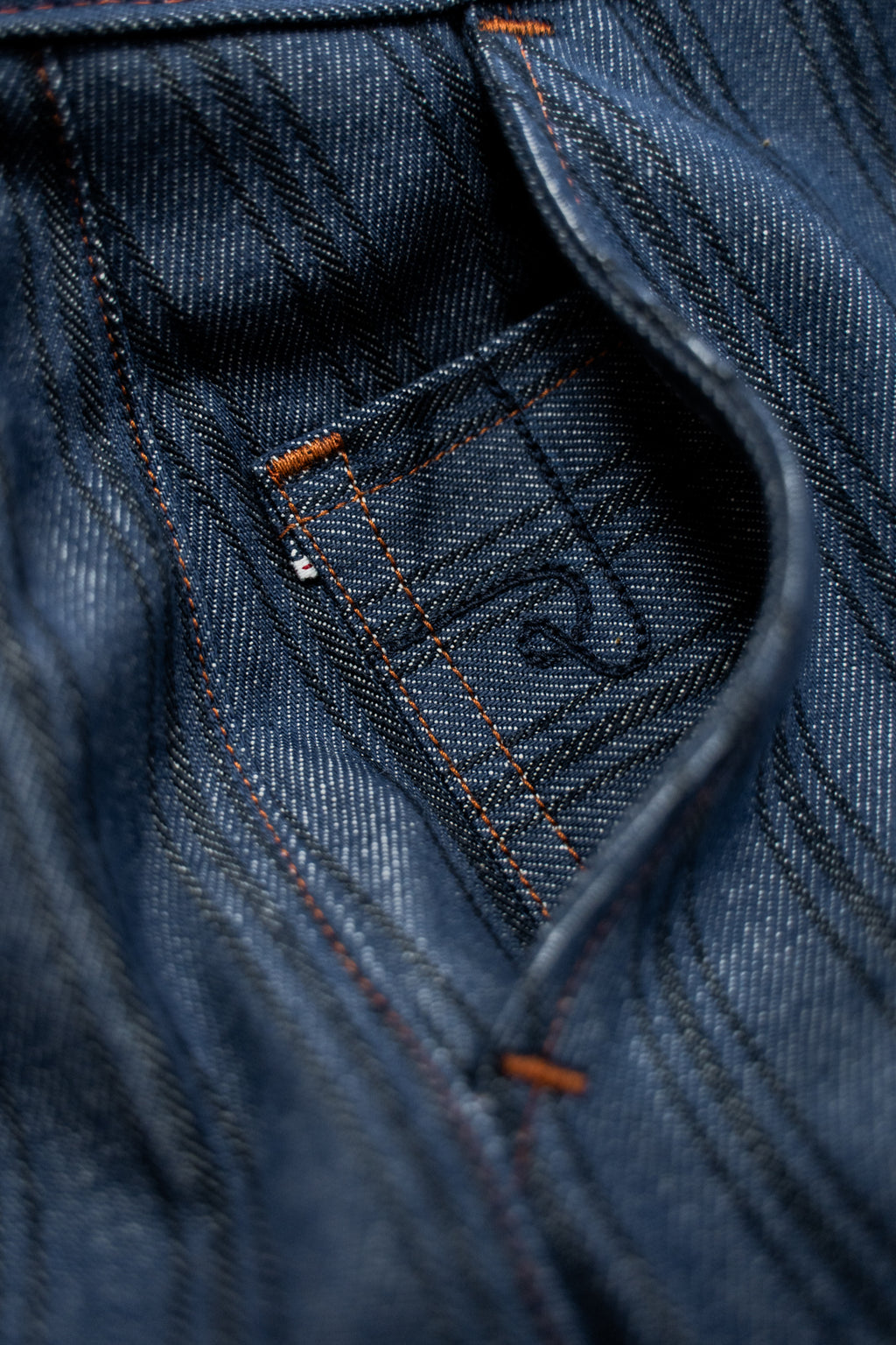 C5-26 - short cut chino - 12 oz striped selvage denim