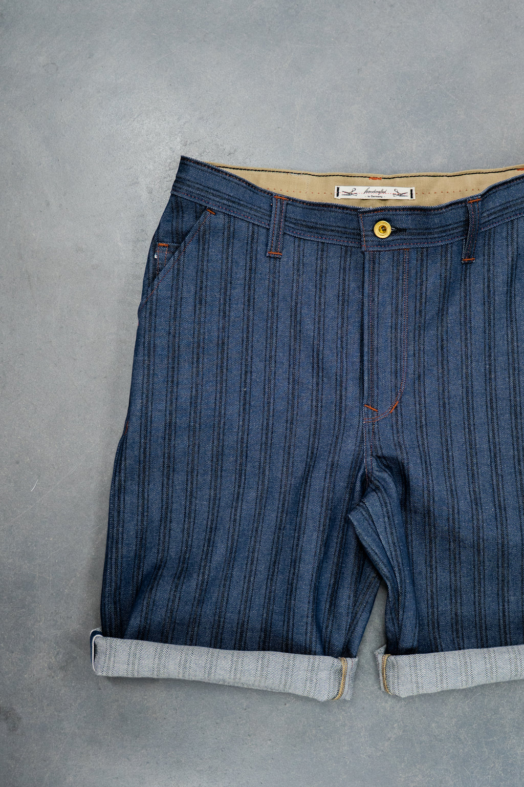 C5-26 - short cut chino - 12 oz striped selvage denim