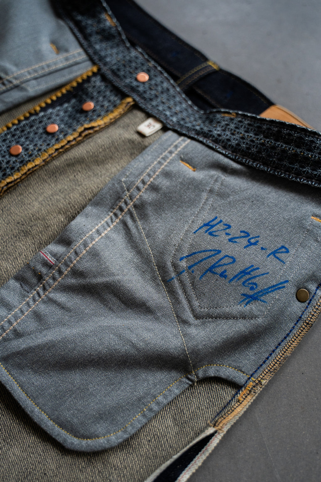 H2-24-R - tapered fit - 17 oz selvage denim