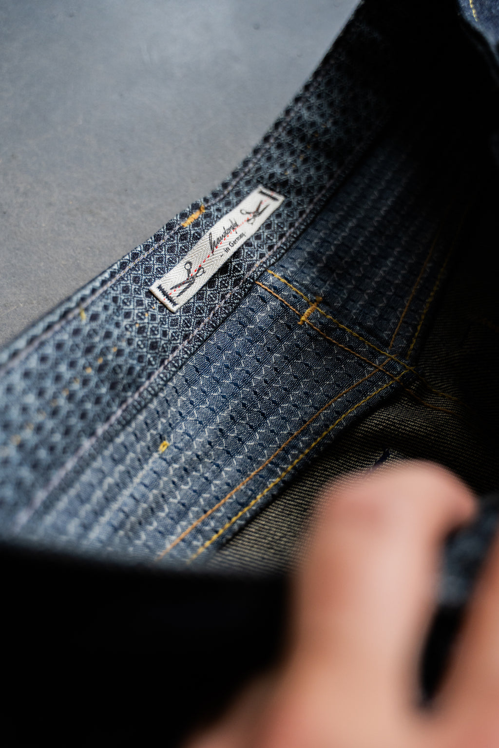 H2-24-R - tapered fit - 17 oz selvage denim