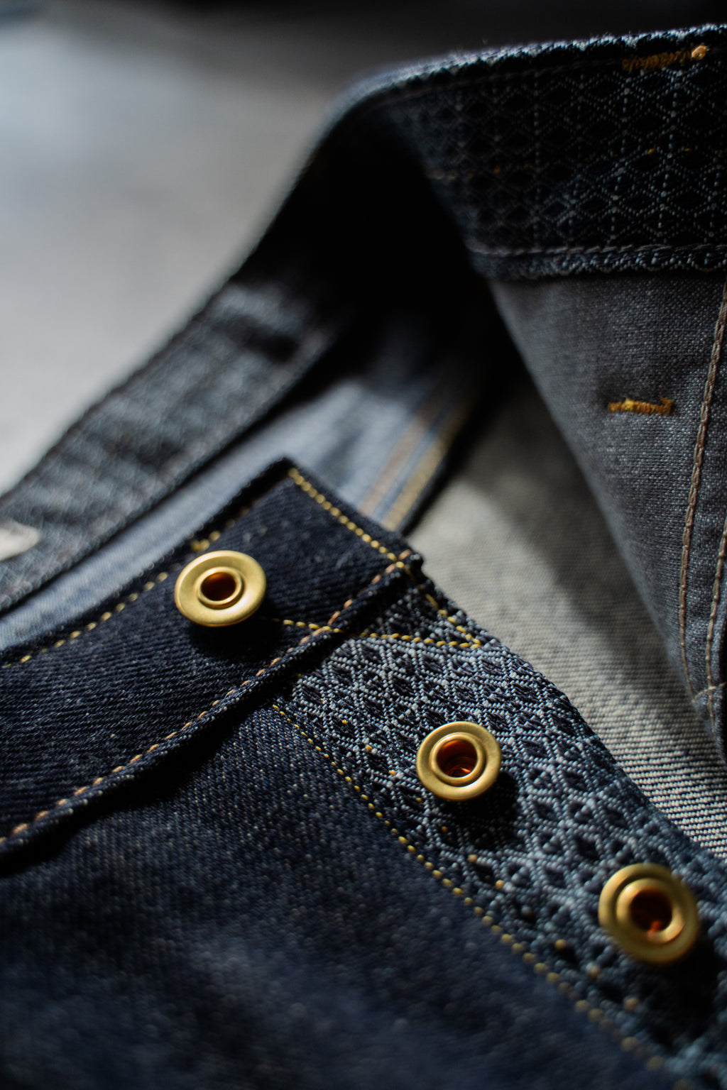 H2-24-R - tapered fit - 17 oz selvage denim