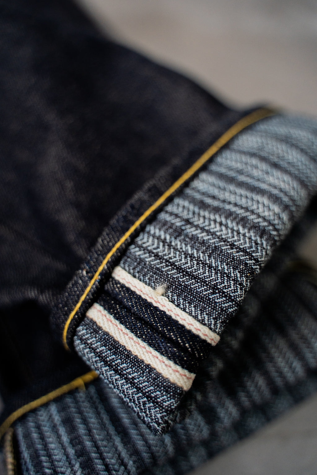 H3-26 - straight cut jeans - 17 oz selvage denim - herringbone lined hem